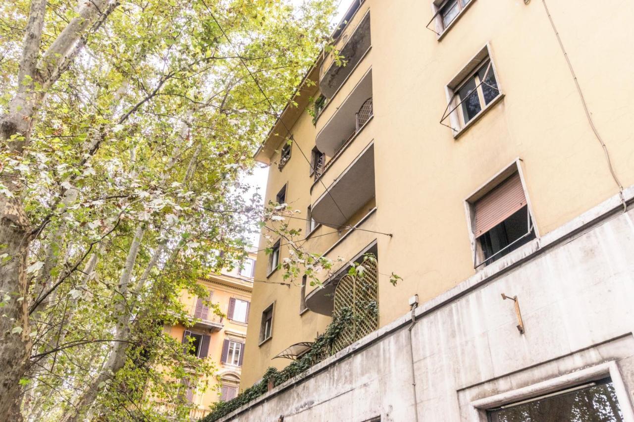 Family'S Apartment Trastevere Рим Экстерьер фото